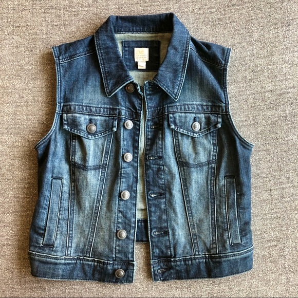 LC Lauren Conrad Jackets & Blazers - LAUREN CONRAD Dark Wash Denim Vest